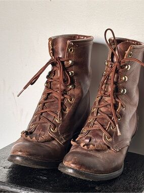 Stunning Vintage Leather Lace-Up Ankle Boots Made in USA Size 7